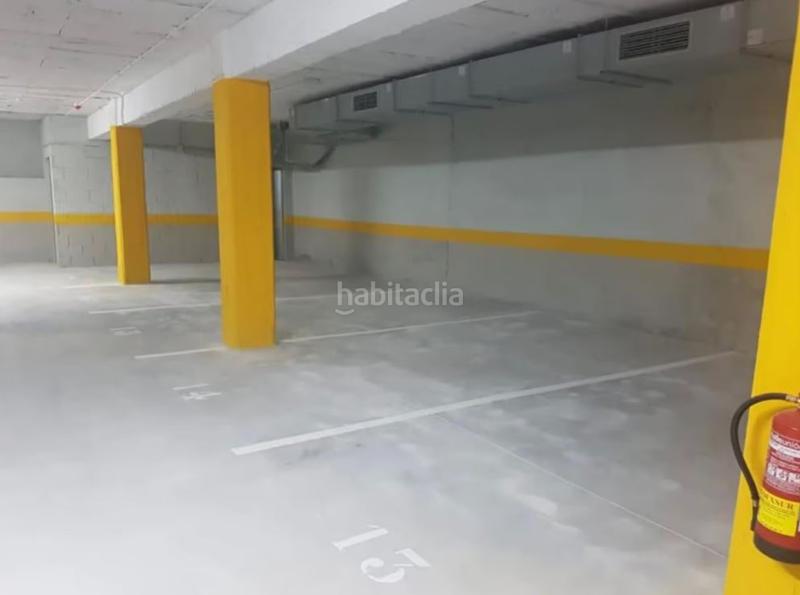 Foto 4eac71cc-f4e3-42a4-9b12-ff6ba244e041. Autoparkplatz in Manantiales-Estación de Autobuses Torremolinos