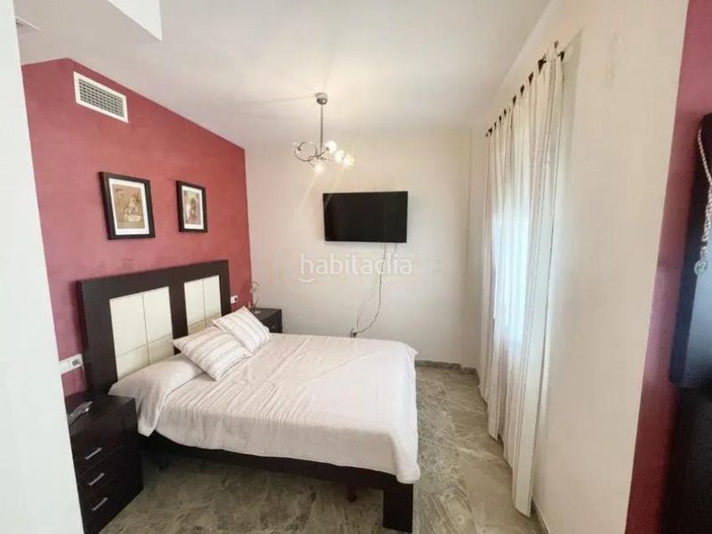 Foto ee035c9b-4252-4c0e-8ffd-6370e72081f4. Apartament amb aparcament a La Colina Torremolinos