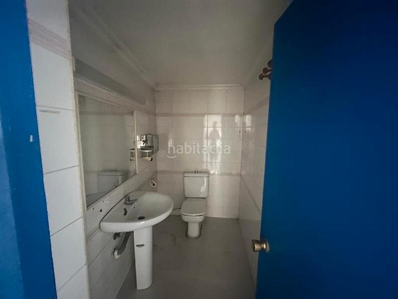 Foto f1d5ba91-e9dc-4544-95b7-8ef42394833b. Locale commerciale in La Carihuela - Los Nidos Torremolinos