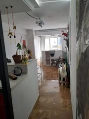 Estudi a Manantiales-Estación de Autobuses. Venta de acogedor estudio reformado en buen edificio del centro