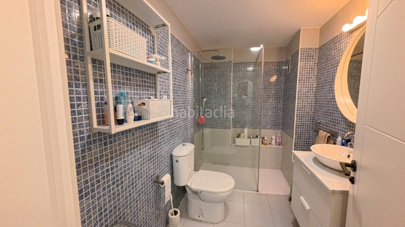 Foto 5e9a8bae-2453-4d69-b2a7-cca5852ef6e5. Apartament amb aparcament a Loma de los Riscos Torremolinos