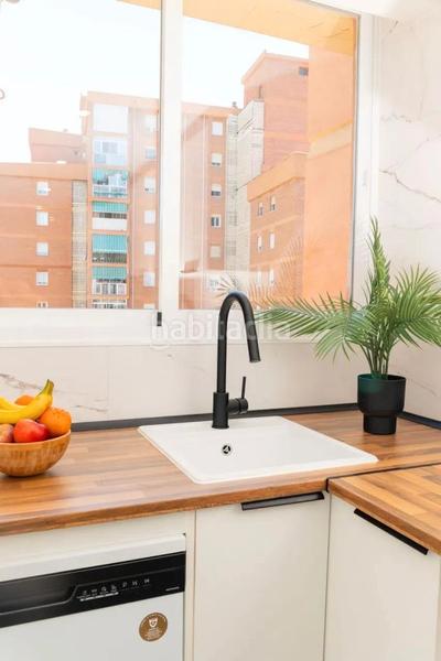 Foto 20bb32b1-1a5a-46a9-8c61-f489bdc75c11. Apartamento en Ayuntamiento Torremolinos