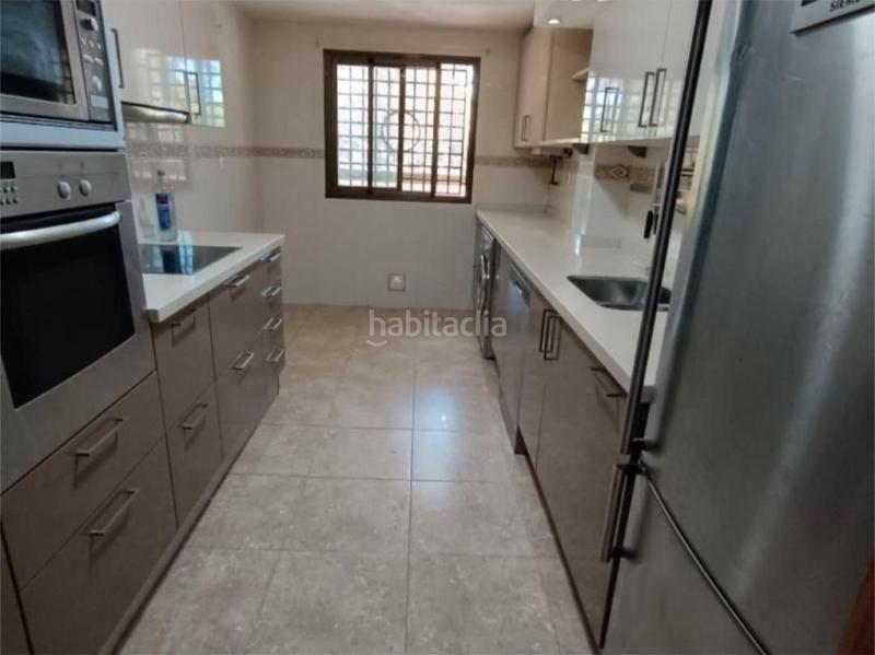 Foto afb651e1-a1d0-4b59-8e27-6894f86a54de. Apartament amb aparcament piscina a El Pinillo Torremolinos