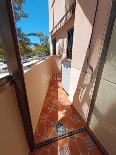 Foto bc43a395-082d-4bac-ac3d-b25c5cc3f823. Apartament amb aparcament piscina a El Pinillo Torremolinos
