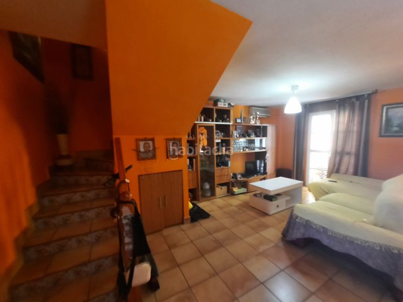 Foto cfb52675-8b4b-40f2-8176-a7d4ee78d1cd. Casa adossada amb xemeneia calefacció aparcament a Torremolinos