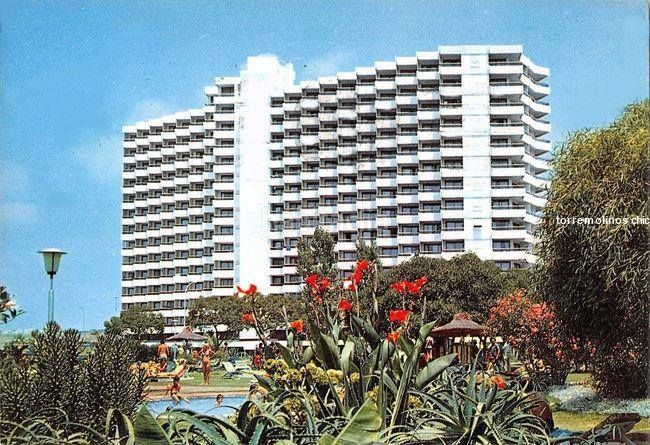Foto 0ce93da2-70da-4370-b4f0-7b33d553d4bd. Aparcament cotxe a El Bajondillo Torremolinos