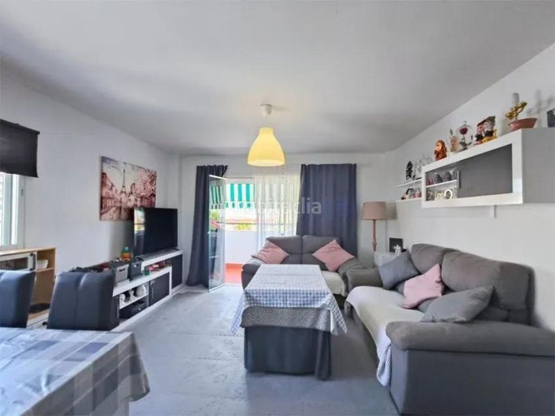Foto d1b75428-e1a9-4bd7-8a82-266534c45c92. Pis a Loma de los Riscos Torremolinos