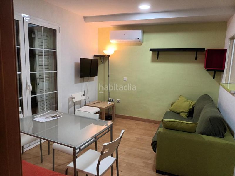 Foto 78a76e73-ce38-4e01-a7fb-c3bf1aa2bdac. Edificio in Parque Ayala - Jardín de la Abadía - Huelín Málaga