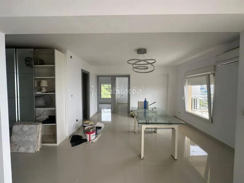 Foto 3abc0b5f-23a6-4bd0-907c-e01060c57b08. Piso en Montemar Torremolinos