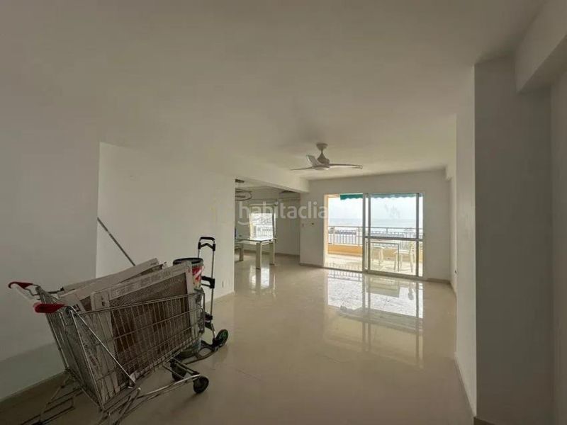 Foto 9774b8f2-b1ca-48d2-ba39-baab44a5507b. Piso en Montemar Torremolinos