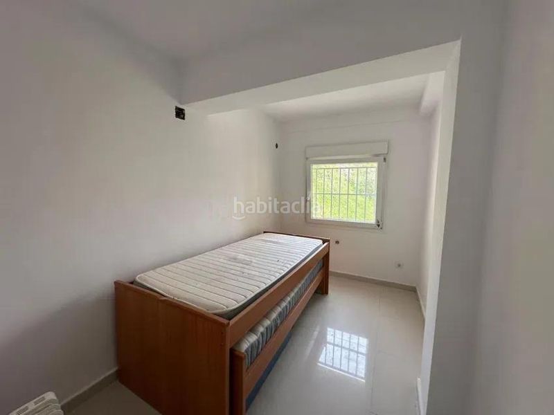 Foto f3cffe08-9bfa-49db-b761-b796e87851ba. Piso en Montemar Torremolinos