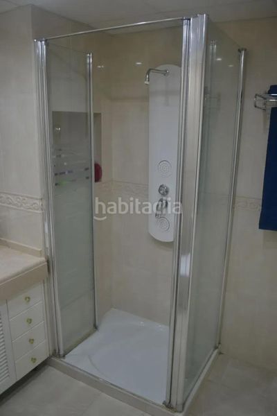 Foto 3a504860-d364-4754-b168-f2191a7d973d. Pis amb calefacció aparcament piscina a Montemar Torremolinos