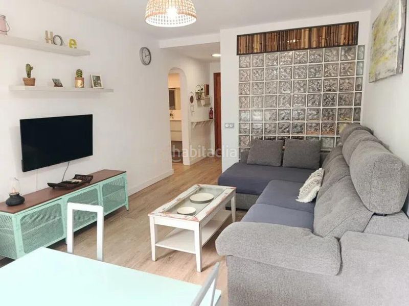 Foto 4ecbb6ec-45a7-4604-90a7-51952e640323. Apartament amb aparcament piscina a Montemar Torremolinos