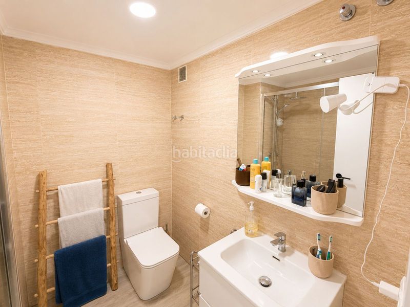 Foto 979ca1db-5ca8-42ae-8137-81d92195a3c5. Apartament a El Bajondillo Torremolinos