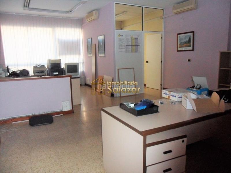 Foto b3a648bc-af88-4eef-a954-a537a251f925. Location bureau dans Basurtu Bilbao