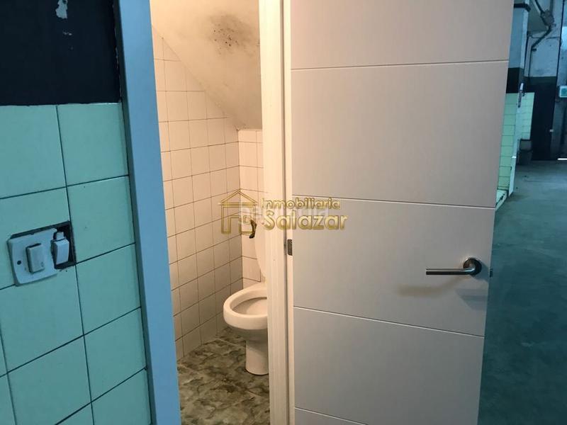 Foto 7f8e21b7-9dd9-49f9-a489-bd35a6ae3412. Lloguer local comercial a Basurtu Bilbao
