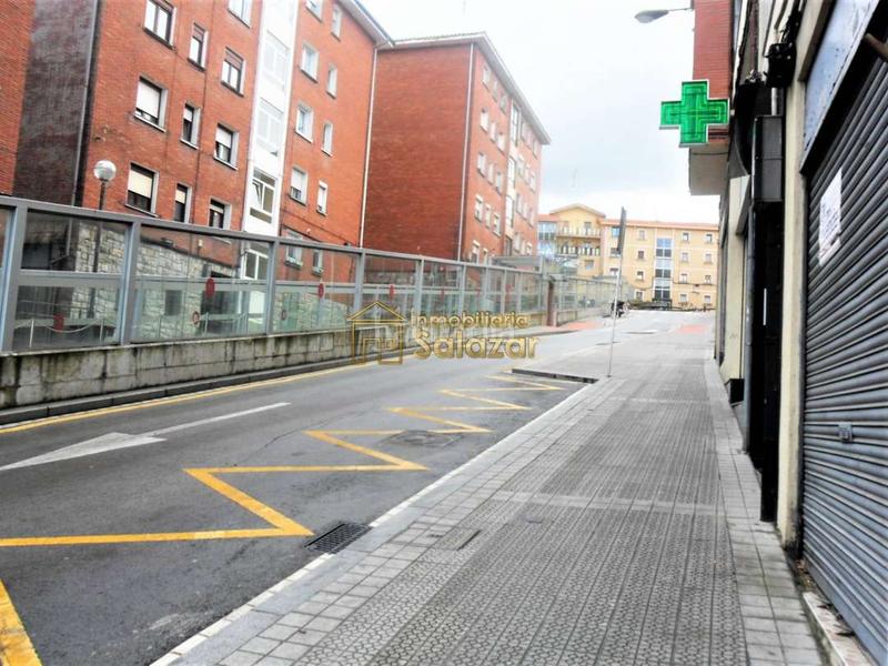 Foto bc1d8e2e-4612-47a2-a865-91d7c632bf35. Local commercial dans Zorrotza Bilbao