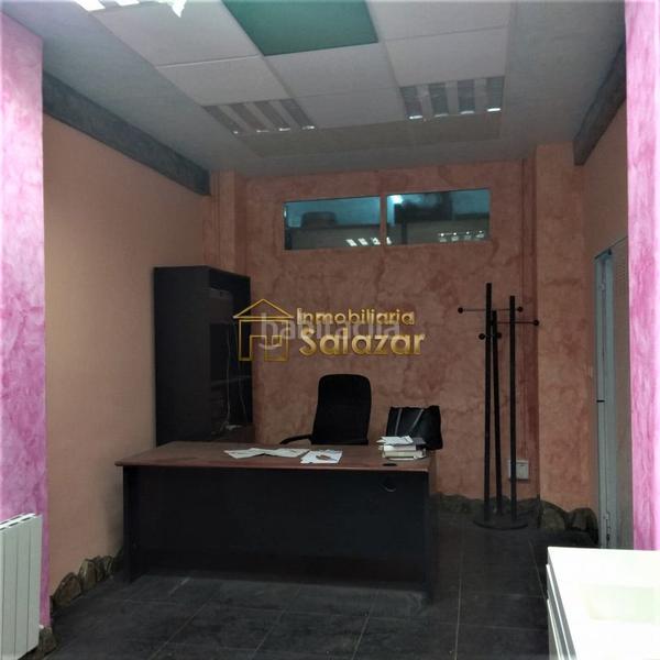 Foto efbcf0b8-5897-4c91-bae1-16c4c41294d4. Local comercial se vende local en el comienzo de zamakola. en Bilbao