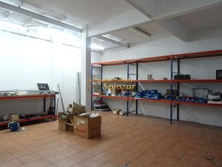 Location Local commercial à Sabino Arana-Jesuitas. Se alquila local en jose maria escuza.