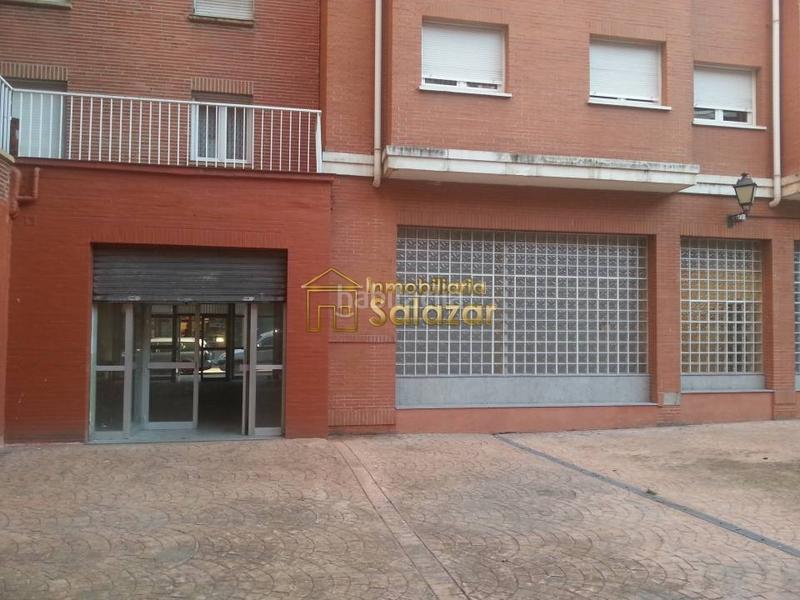 Foto 35f3736d-04c9-4838-81ad-314e59215c52. Lloguer local comercial a Zorrotza Bilbao