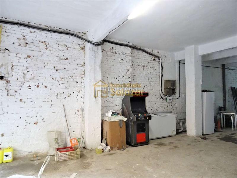 Foto 4b76f69f-115d-414a-8fea-96babd40b9c7. Local comercial a San Pedro de Deusto - La Ribera Bilbao