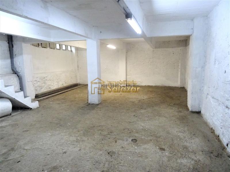 Foto f4b55260-03db-43c3-ba0d-2315015cd30c. Local comercial a San Pedro de Deusto - La Ribera Bilbao