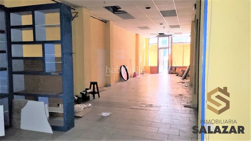 Foto 99e9f3f7-0eb2-4041-b898-330f01fc6048. Alquiler local comercial se alquila local comercial en la calle pérez galdós en Bilbao
