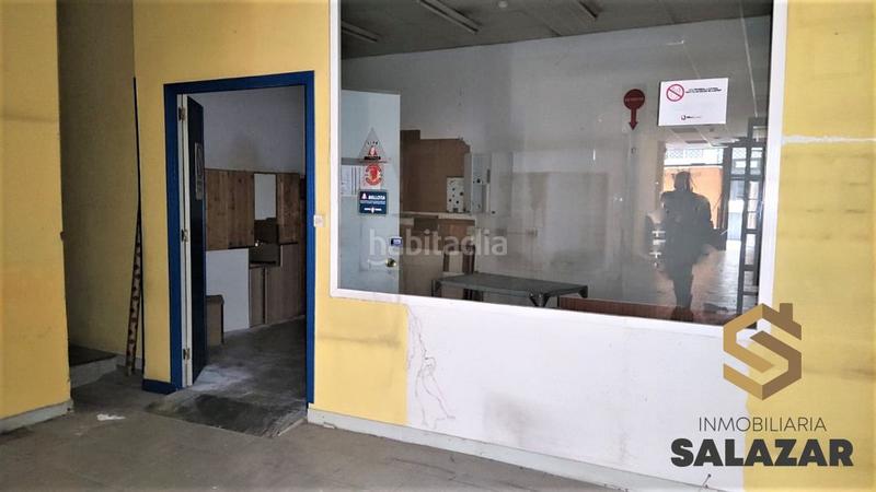 Foto 5d6f0f3f-aa25-4ec5-8293-8a938919e4b9. Lloguer local comercial a Sabino Arana-Jesuitas Bilbao
