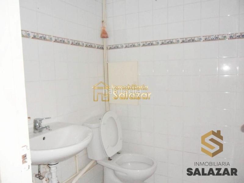 Foto 489e977d-cbfa-4f07-a1bf-48c964b56999. Alquiler local comercial alquiler local en pablo alzola en Bilbao