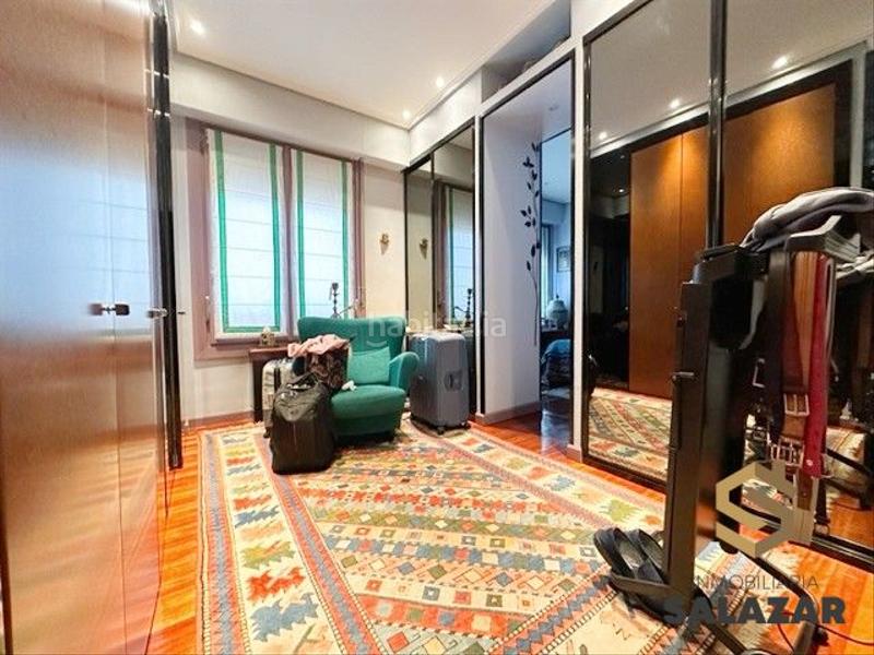 Foto 4c4588f4-924b-4639-b491-ac313b38c39e. Piso venta de amplia vivienda en cosme echevarrieta con garaje y trastero en Bilbao