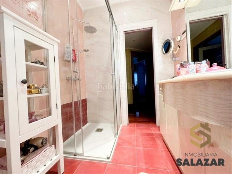 Foto 9e5c653d-c6c6-4cc6-a4cb-4091326af5a6. Piso venta de amplia vivienda en cosme echevarrieta con garaje y trastero en Bilbao