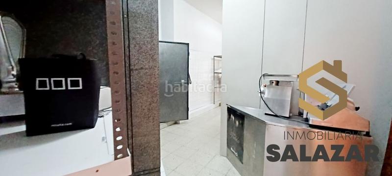 Foto 584dc039-26f9-40fa-9c42-86eb496177fb. Alquiler local comercial alquiler de local en basurto con 2 cámaras de frío en Bilbao