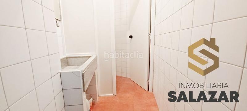 Foto a2b343c3-9ec6-4d5e-8ec7-9fa1fa860126. Alquiler local comercial alquiler de local en basurto con 2 cámaras de frío en Bilbao