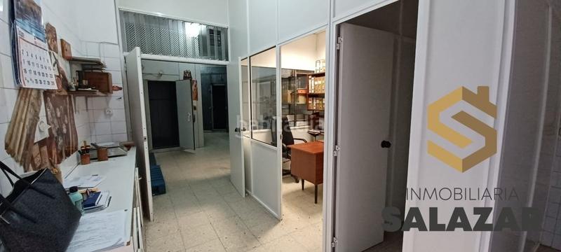 Foto e3056a7b-a166-49f7-a7f2-09f8ae19cd7d. Alquiler local comercial alquiler de local en basurto con 2 cámaras de frío en Bilbao