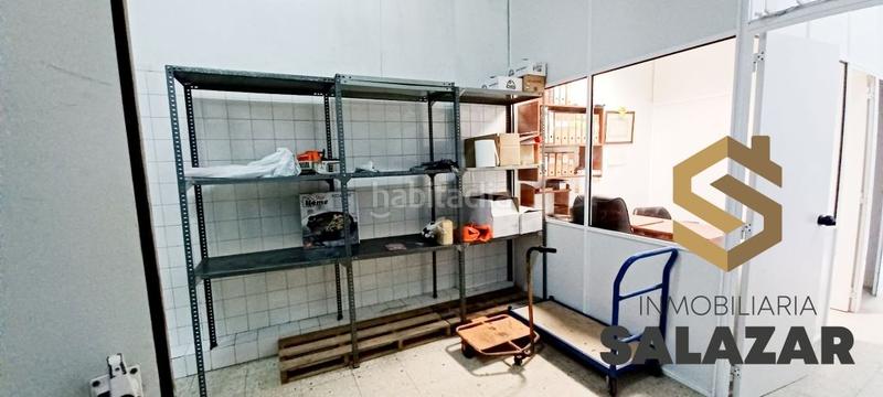 Foto e69f7946-f38f-42bf-b887-80ca15d54fb8. Alquiler local comercial alquiler de local en basurto con 2 cámaras de frío en Bilbao