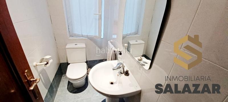 Foto 0d21e4a1-a1a3-4c7f-8a09-951b7851e881. Piso venta de fantástica vivienda en abando con 2 parcelas de garaje opcionales en Bilbao