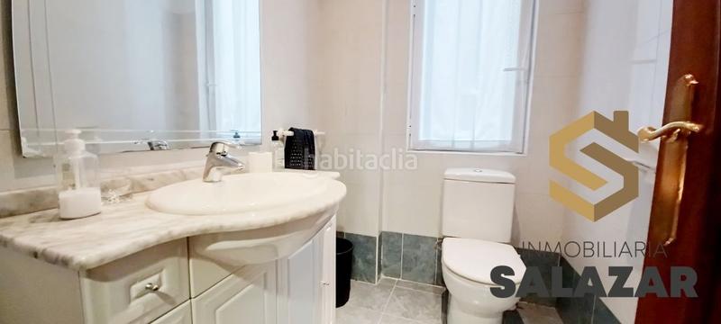 Foto 7a0844ea-6d24-4f8d-b812-0cfe205bb46e. Piso venta de fantástica vivienda en abando con 2 parcelas de garaje opcionales en Bilbao