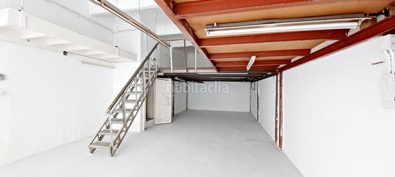 Foto 4d788faa-42a6-4487-b8ad-013460ab2ee4. Local comercial venta de local bien situado y con amplio escaparate en indautxu en Bilbao