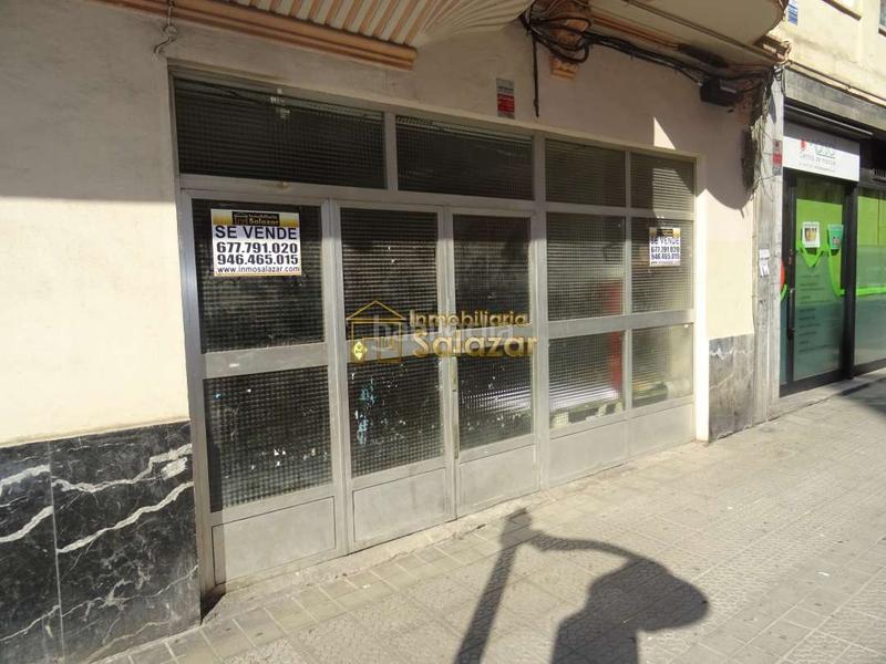 Foto 506a7848-7bb8-477b-940f-e5d339a83902. Local comercial venta de local bien situado y con amplio escaparate en indautxu en Bilbao