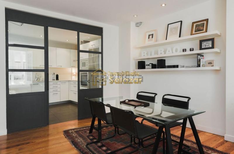Foto 1929eca9-668c-45b7-be85-c725c173af2b. Alquiler piso se alquila vivienda en el Casco Viejo alquiler para corta estancias en Bilbao