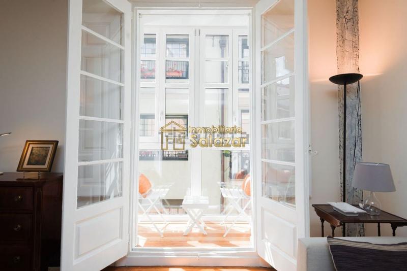 Foto 519da74f-400a-4d18-9ca3-36741e54c714. Alquiler piso se alquila vivienda en el Casco Viejo alquiler para corta estancias en Bilbao