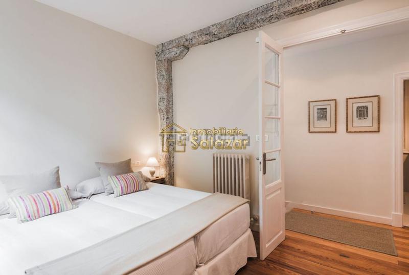Foto a3408063-e4b1-475d-a35c-54bfb796f0e8. Alquiler piso se alquila vivienda en el Casco Viejo alquiler para corta estancias en Bilbao
