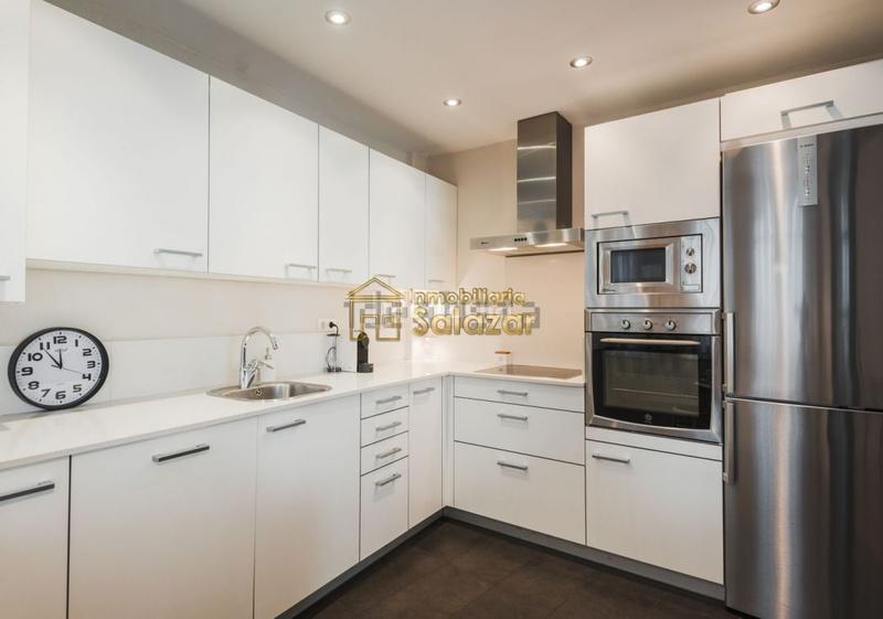 Foto b9dce4a6-af81-4c01-83e4-0e580fdc907f. Alquiler piso se alquila vivienda en el Casco Viejo alquiler para corta estancias en Bilbao