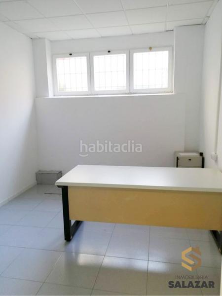 Foto 130b2a47-d414-4544-b2ad-d5a86aca3e36. Alquiler local comercial inmobiliaria salazar alquilaamplio local en uribarri, calle monte arno. preparado para empezar a trabajar, reformado y en buen es en Bilbao