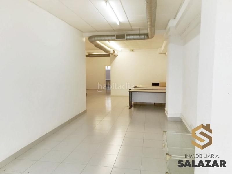 Foto 0a47b748-414e-44cd-9ac3-2d3e4e9d2c80. Location local commercial dans Barrio de Uribarri Bilbao