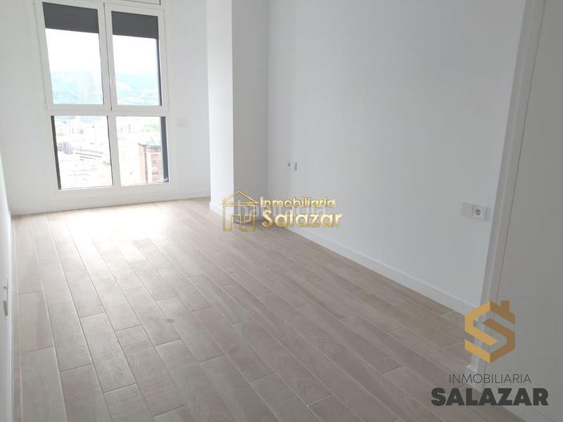 Foto 4ac3cf37-904c-4432-b40a-df0da0f81893. Piso vivienda en nueva torre de garellano con terraza modelo e en Bilbao