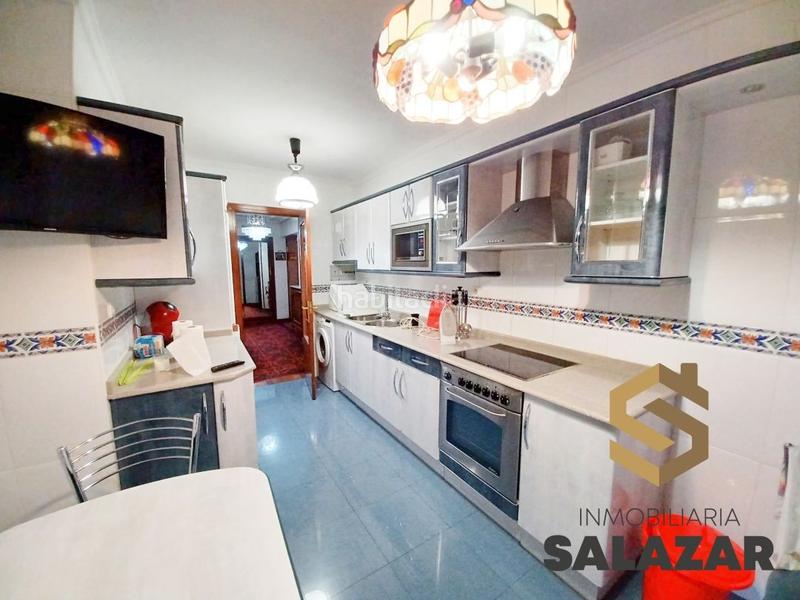 Foto 24df8c67-e846-4103-ae81-819f98b35087. Rent flat with heating in Begoña Bilbao