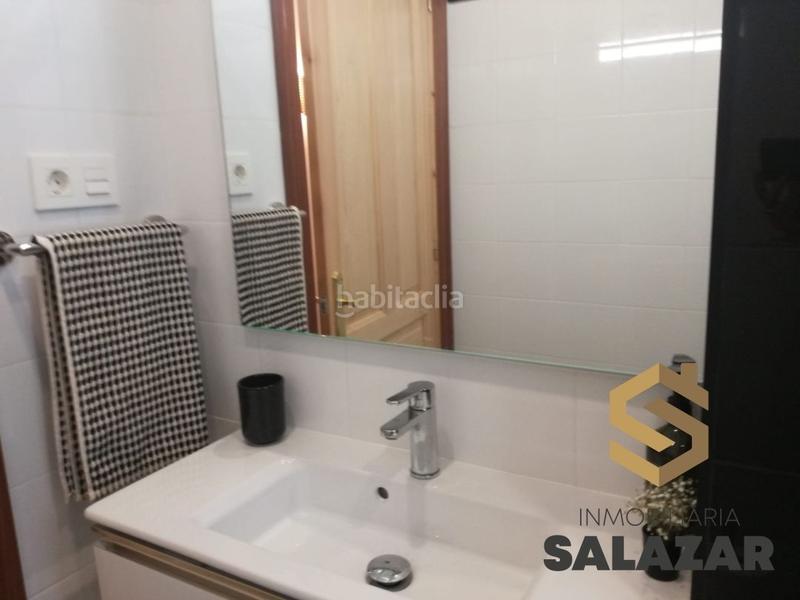 Foto 781fb7ed-a983-42b6-910b-799f9467a739. Lloguer pis amb calefacció a Abandoibarra - Guggenheim Bilbao