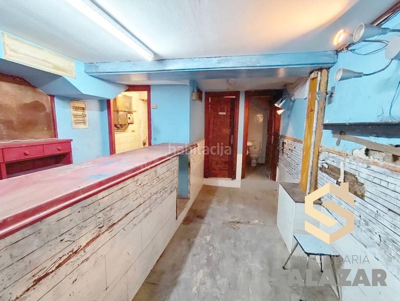 Foto d472cf5e-044f-4658-b8ea-6f75af069551. Local comercial a Casco Viejo Bilbao