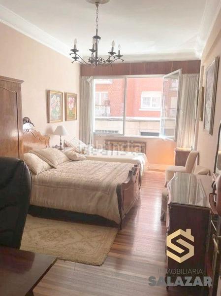 Foto 4b095260-be73-43ad-8341-2323ff404269. Piso salazar vende vivienda exterior muy luminosa con balcón en sabino arana! en Bilbao